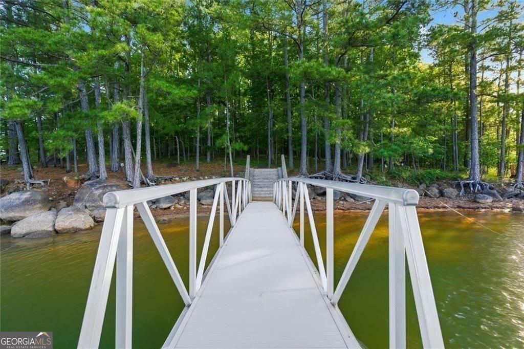 33 Yellow Hammer Drive SE White GA 30184