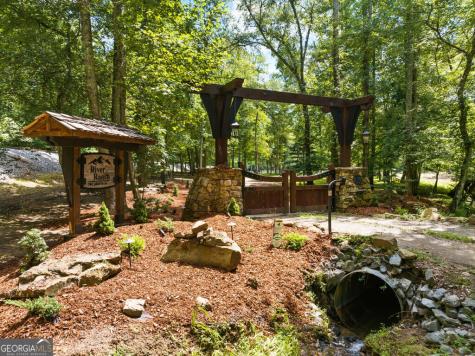 2 Weymans Way Blue Ridge GA 30513