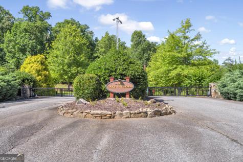 25 Forked Leaf Road Cleveland GA 30528