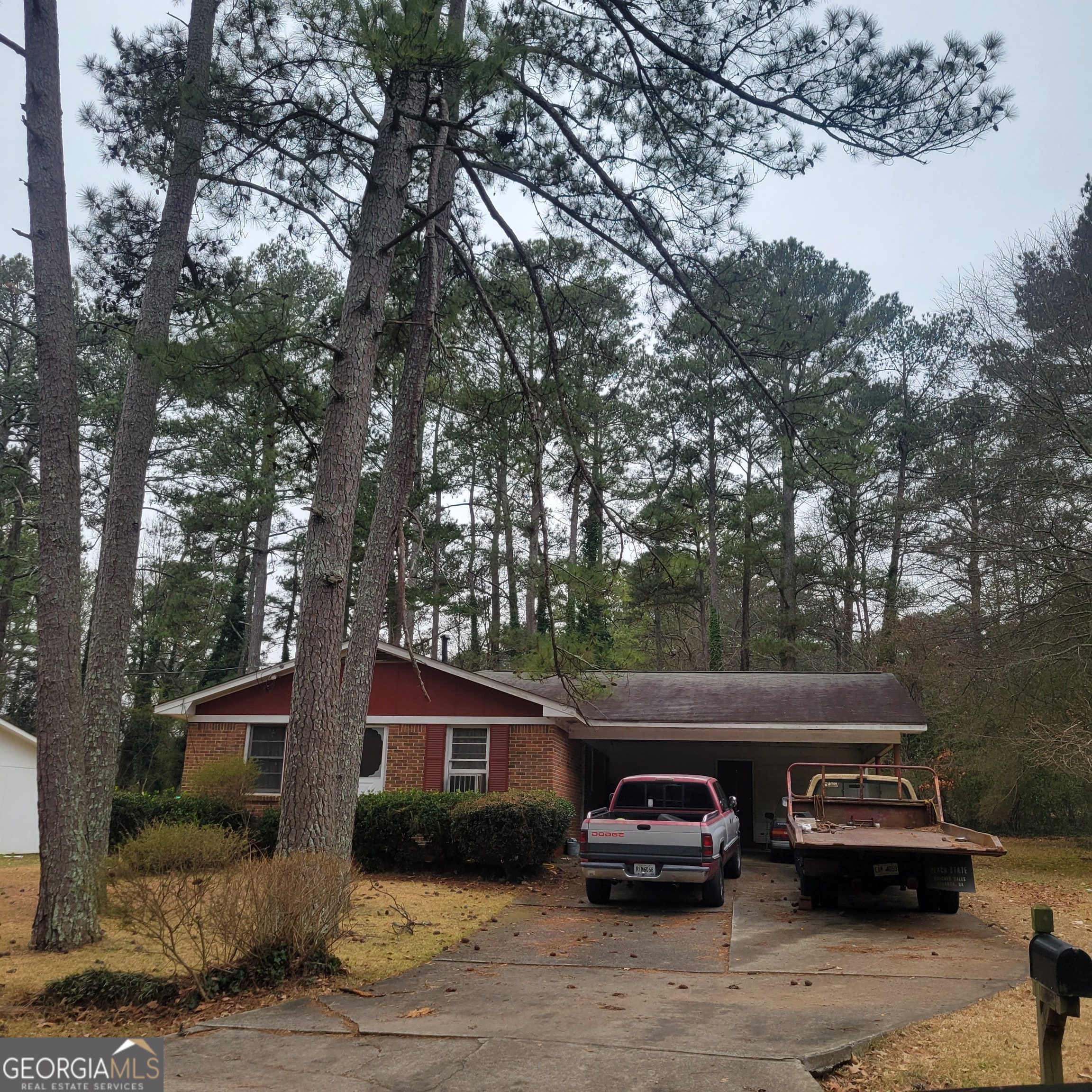 4682 Pine Circle Ellenwood GA 30294