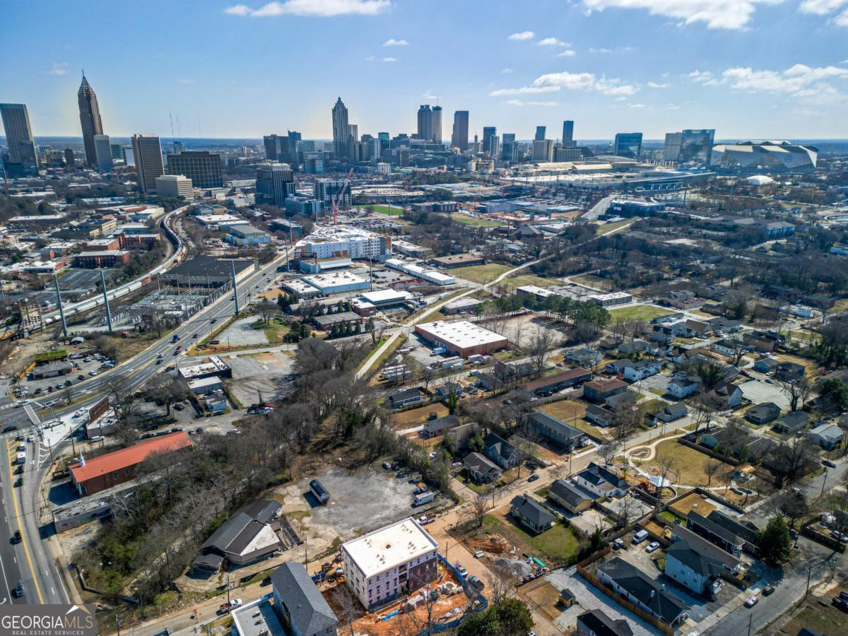 1981 Lois Place Atlanta GA 30318