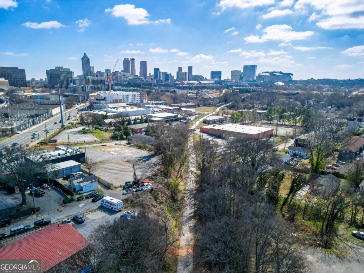 1981 Lois Place Atlanta GA 30318