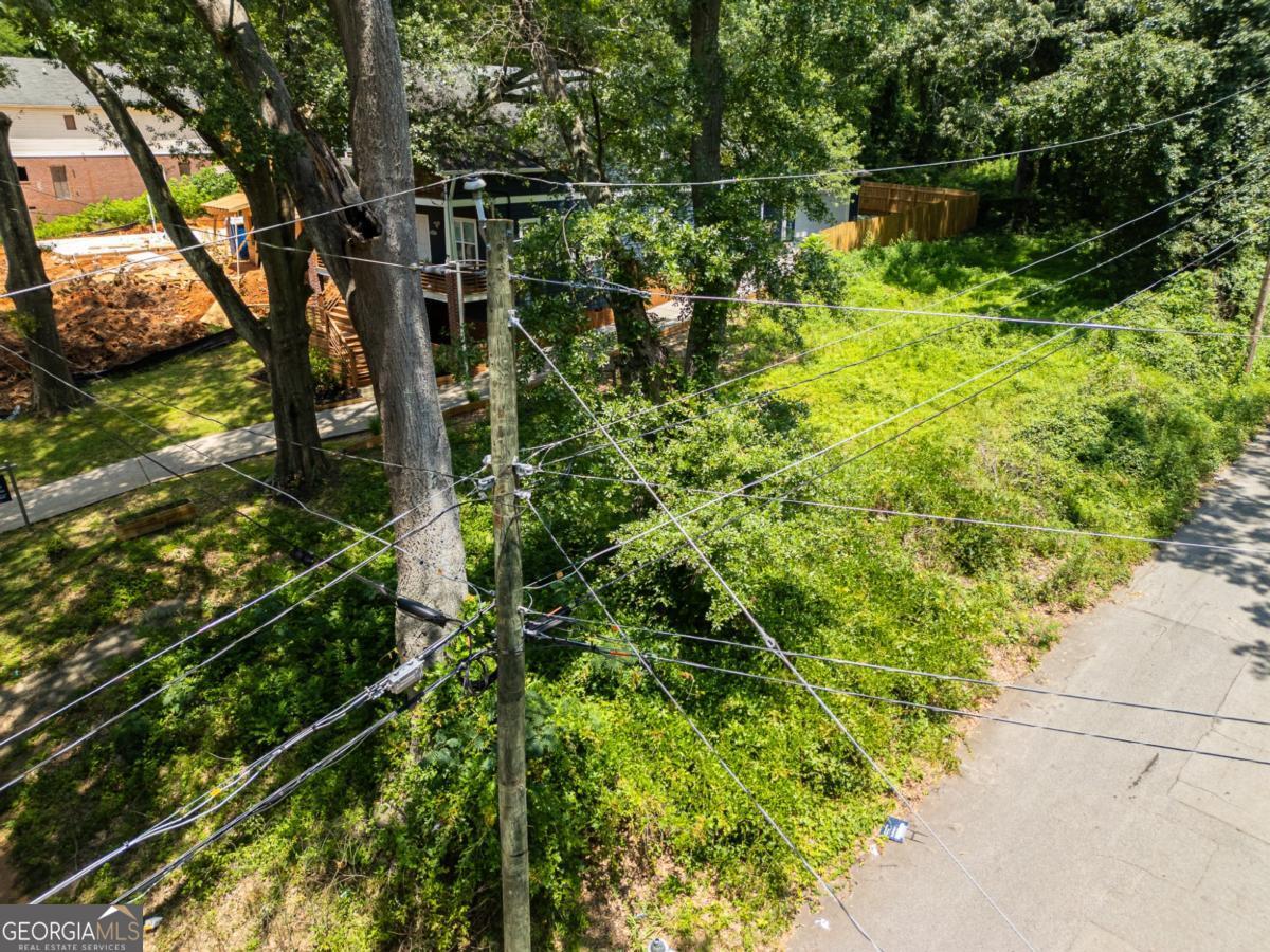 1981 Lois Place Atlanta GA 30318