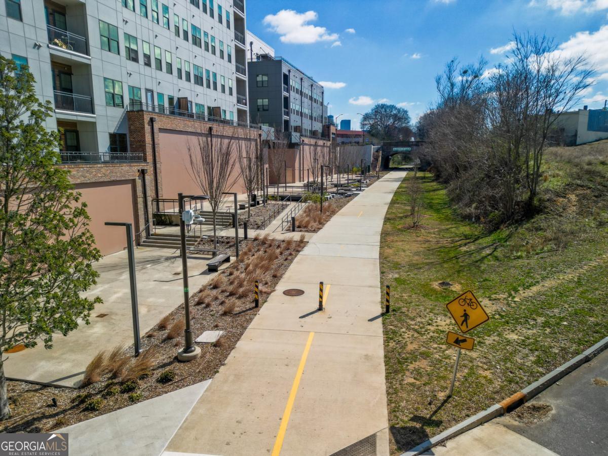 1981 Lois Place Atlanta GA 30318