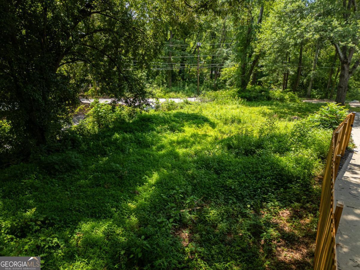 1981 Lois Place Atlanta GA 30318