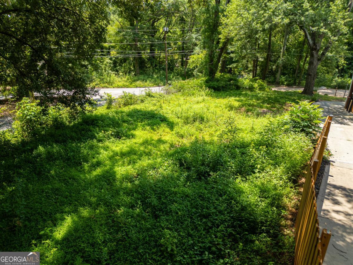 1981 Lois Place Atlanta GA 30318