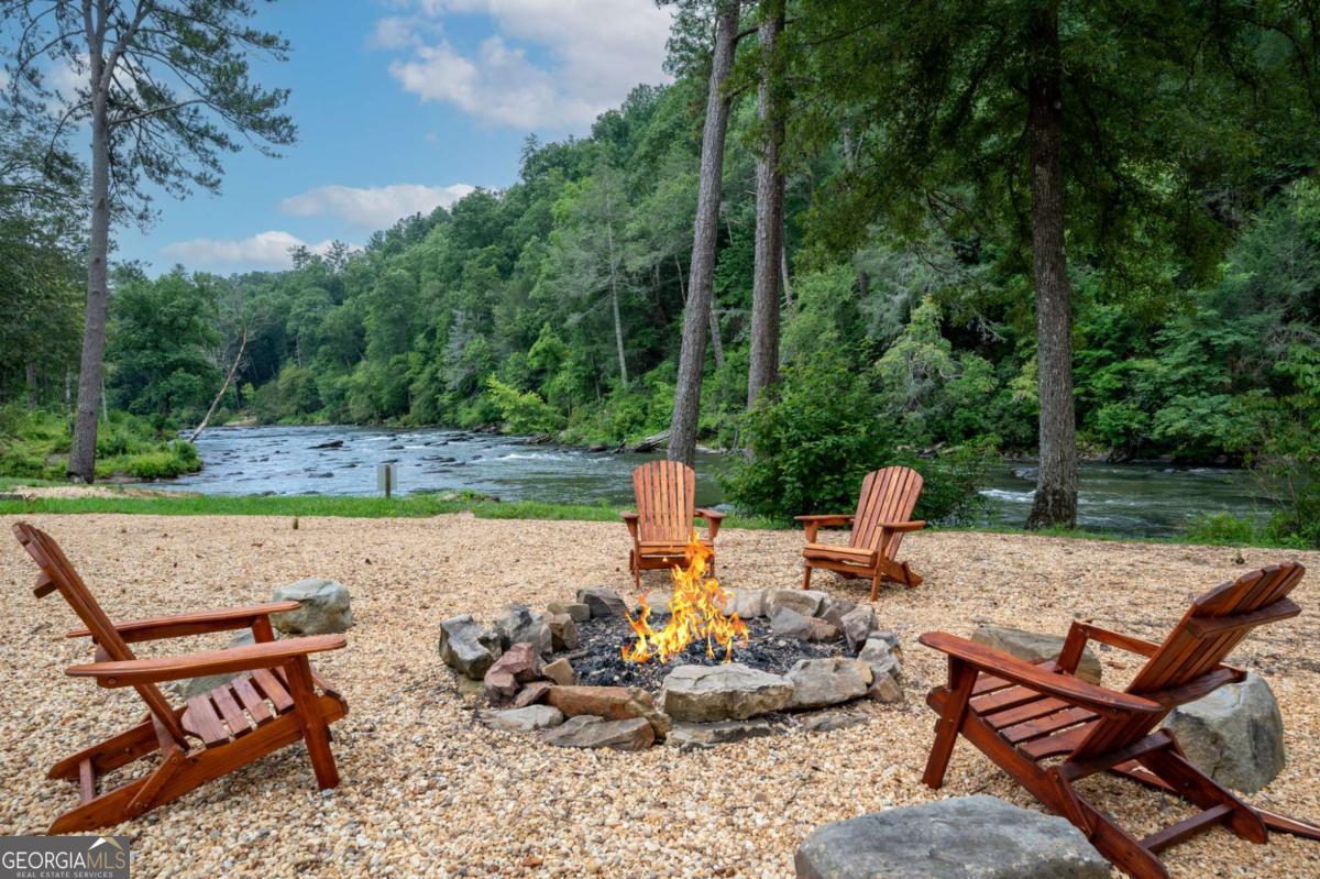 238 Lecroy Drive Ellijay GA 30540
