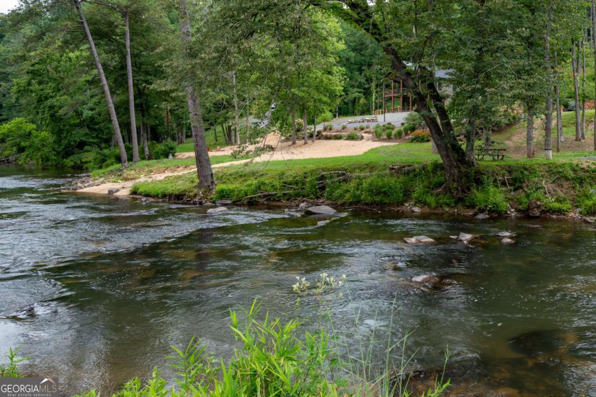 238 Lecroy Drive Ellijay GA 30540