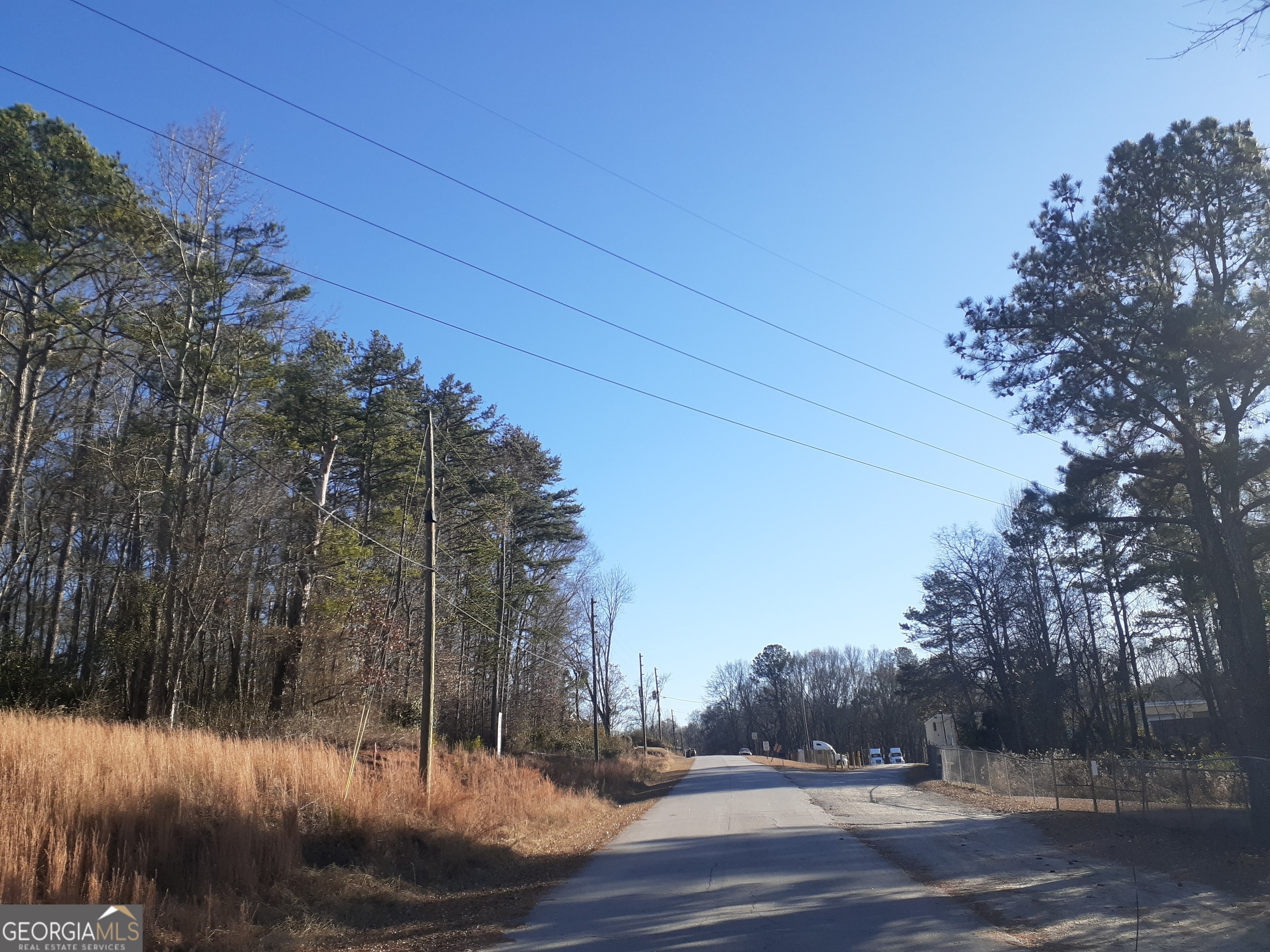 33 V C Street Newnan GA 30263