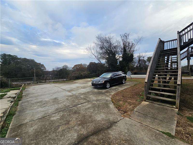 2065 Ml King Jr. Drive NW Atlanta GA 30310