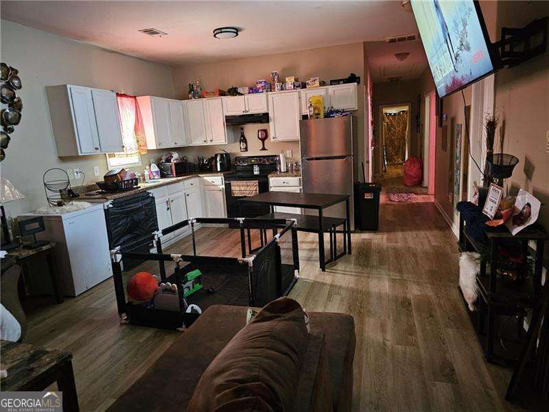 2065 Ml King Jr. Drive NW Atlanta GA 30310