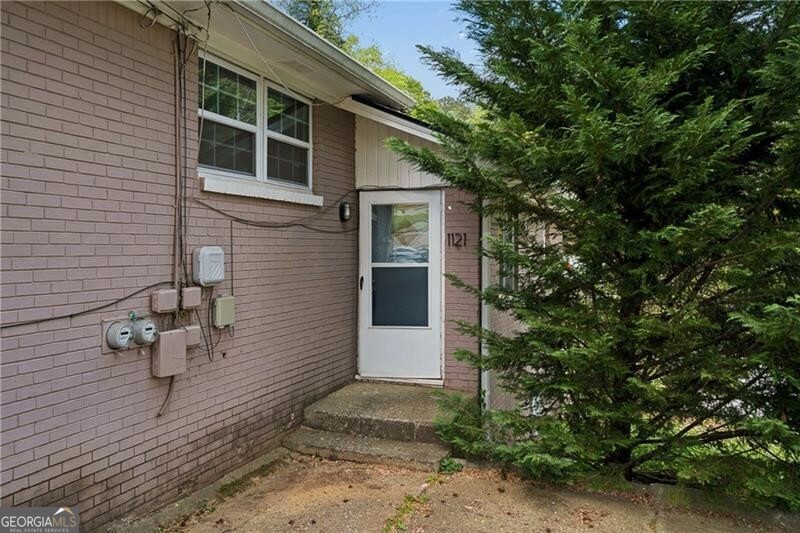 1121 Glendale Drive Atlanta GA 30344