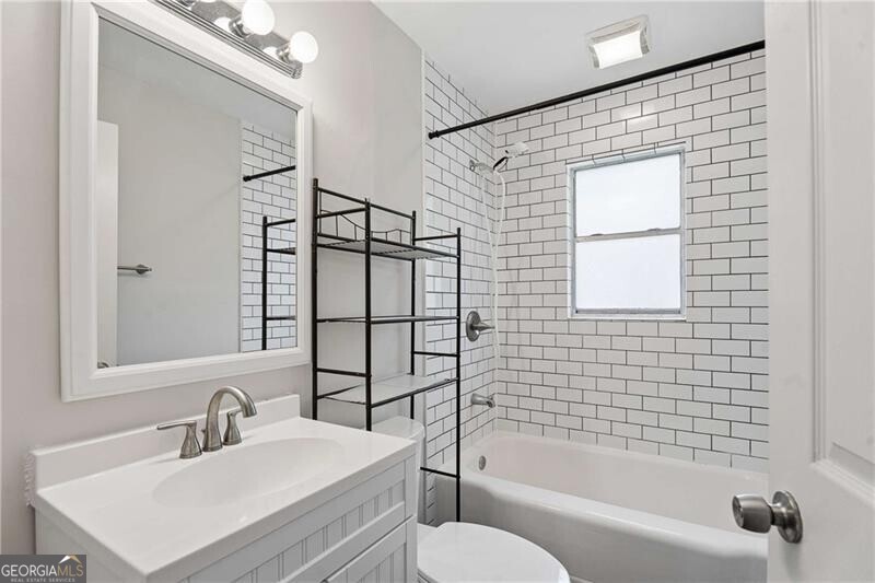 1121 Glendale Drive Atlanta GA 30344
