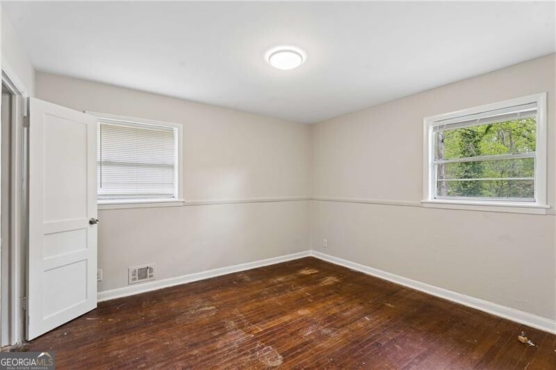 1121 Glendale Drive Atlanta GA 30344