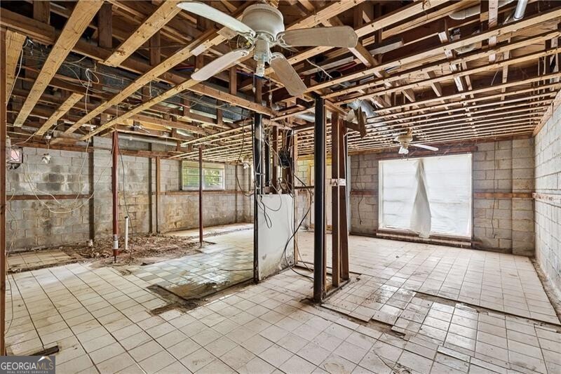 1121 Glendale Drive Atlanta GA 30344