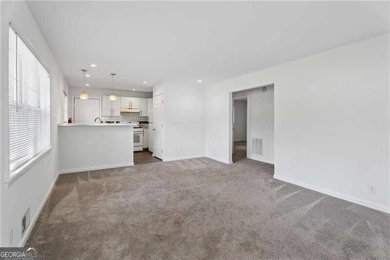 1121 Glendale Drive Atlanta GA 30344