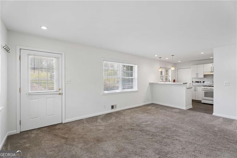 1121 Glendale Drive Atlanta GA 30344