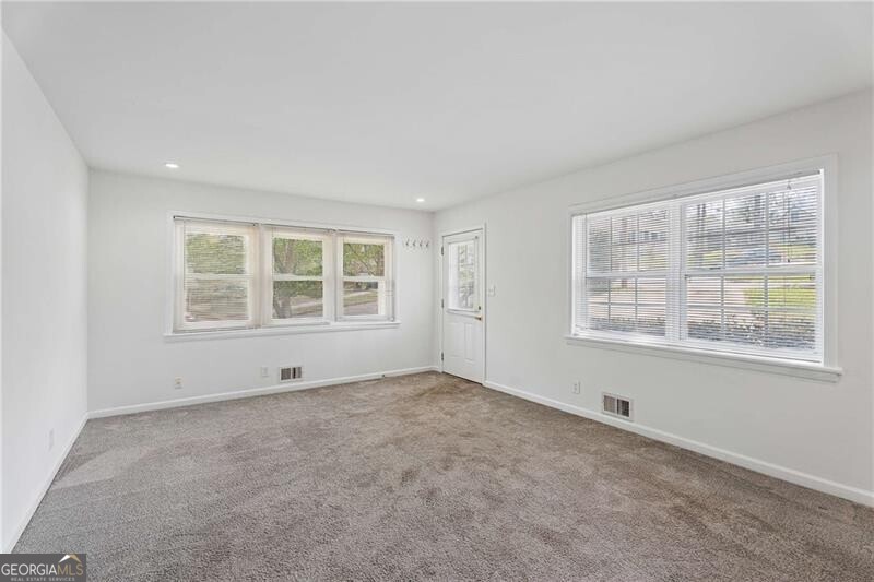 1121 Glendale Drive Atlanta GA 30344
