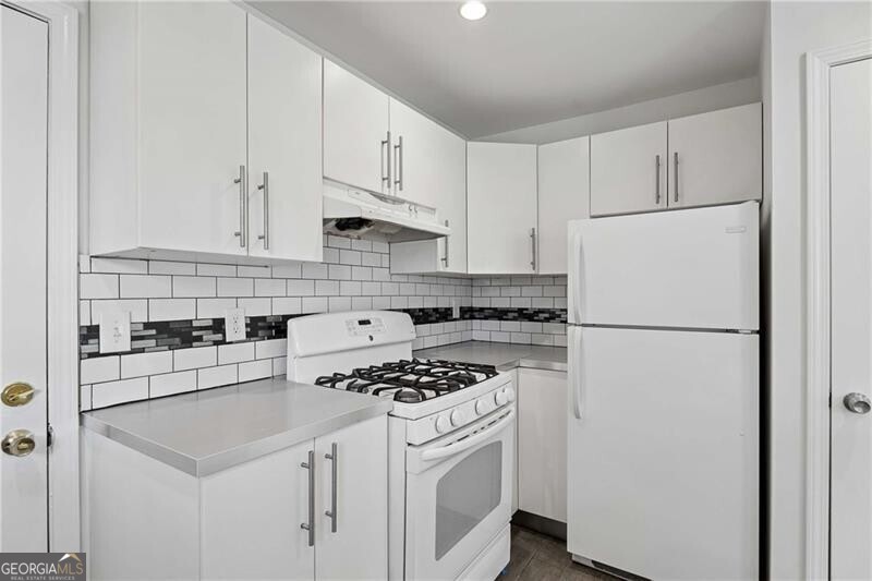 1121 Glendale Drive Atlanta GA 30344