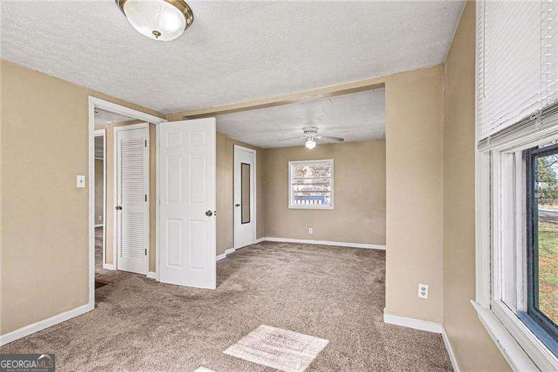 1015 Jefferson Highway Winder GA 30680