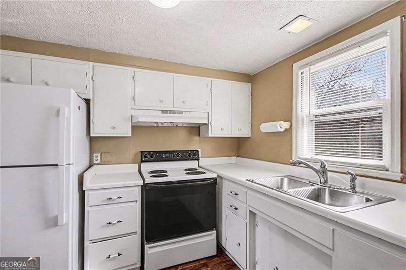 1015 Jefferson Highway Winder GA 30680