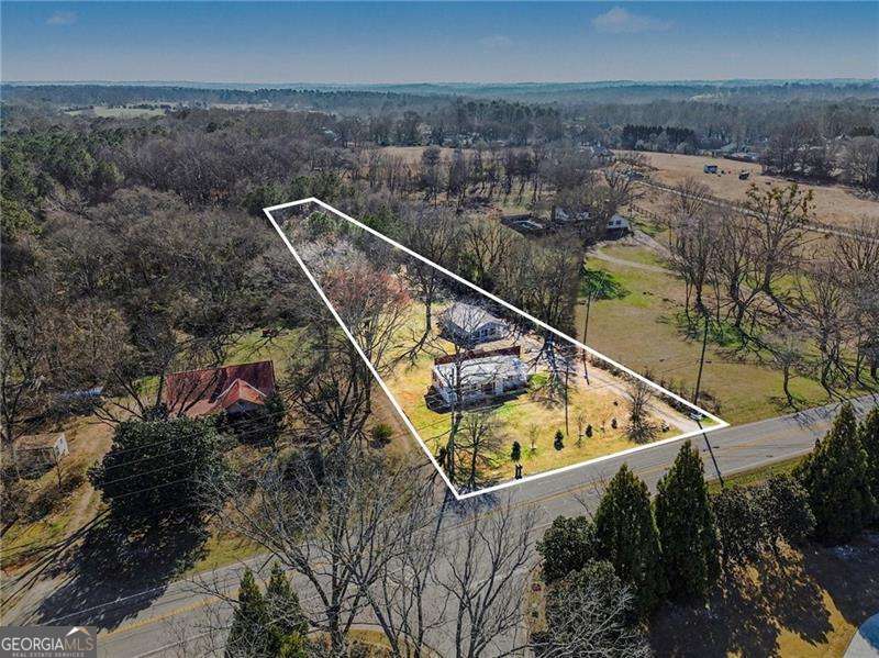 1015 Jefferson Highway Winder GA 30680