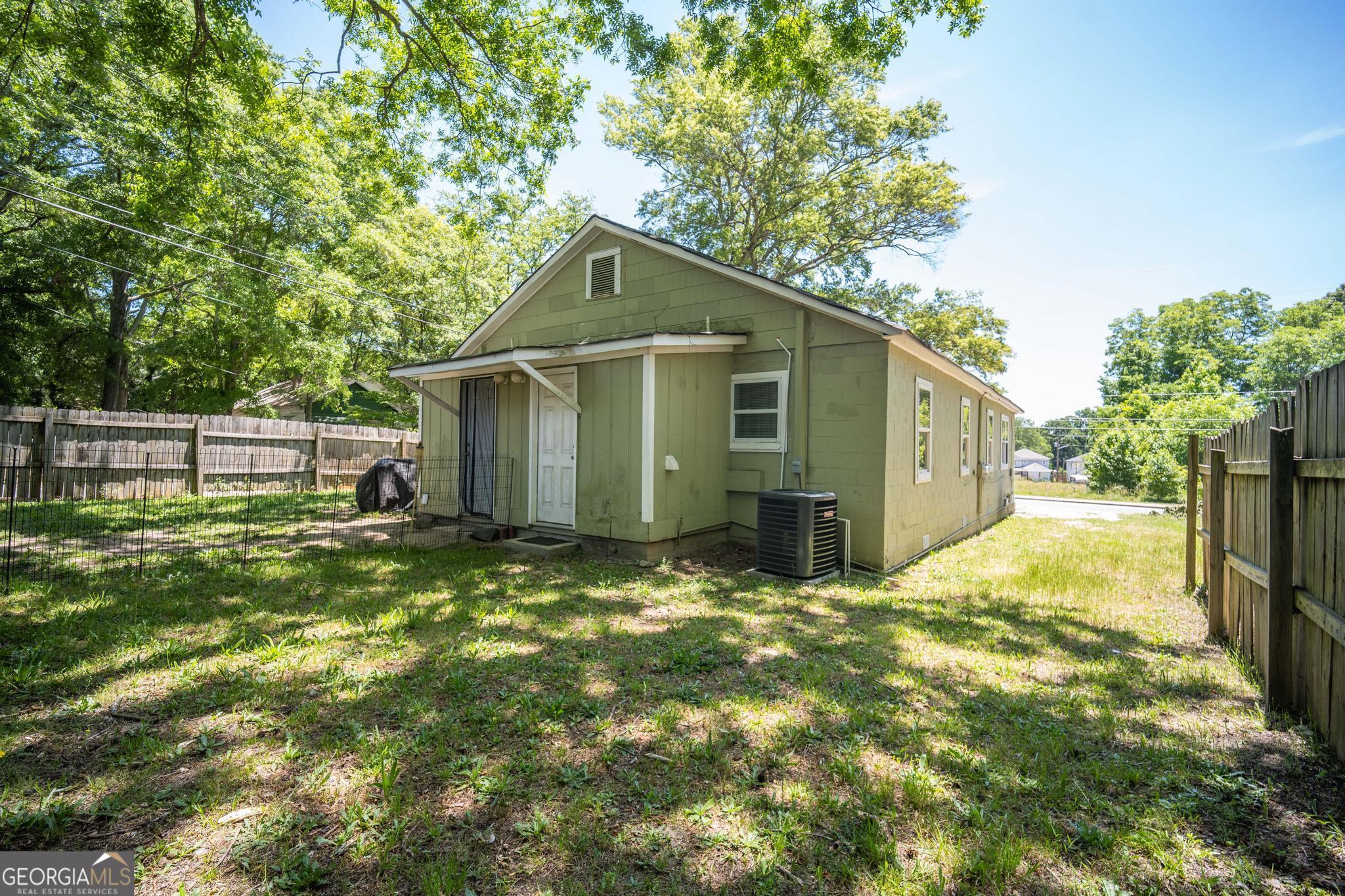 90 Martin Luther King Jr Drive Winder GA 30680