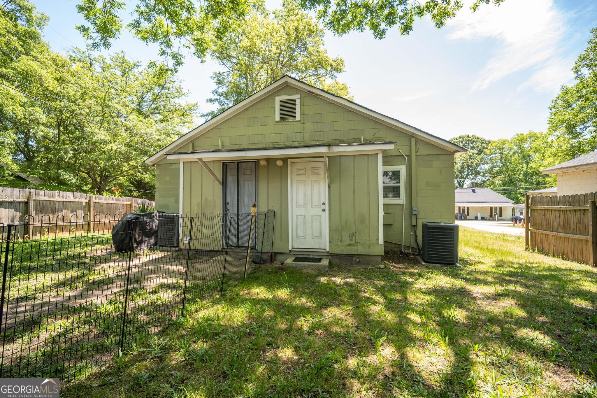 90 Martin Luther King Jr Drive Winder GA 30680