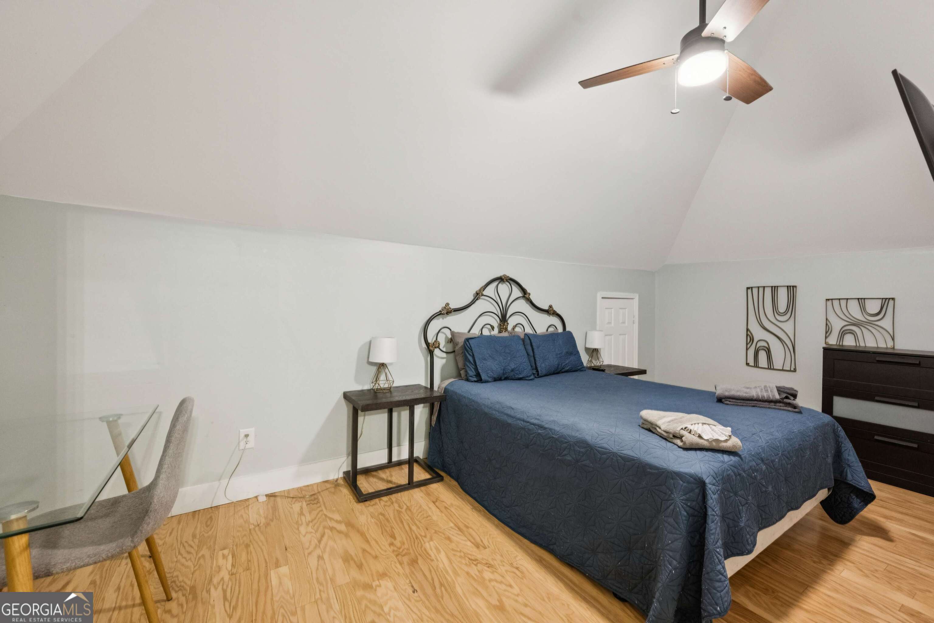 528 Holderness Street SW Atlanta GA 30310