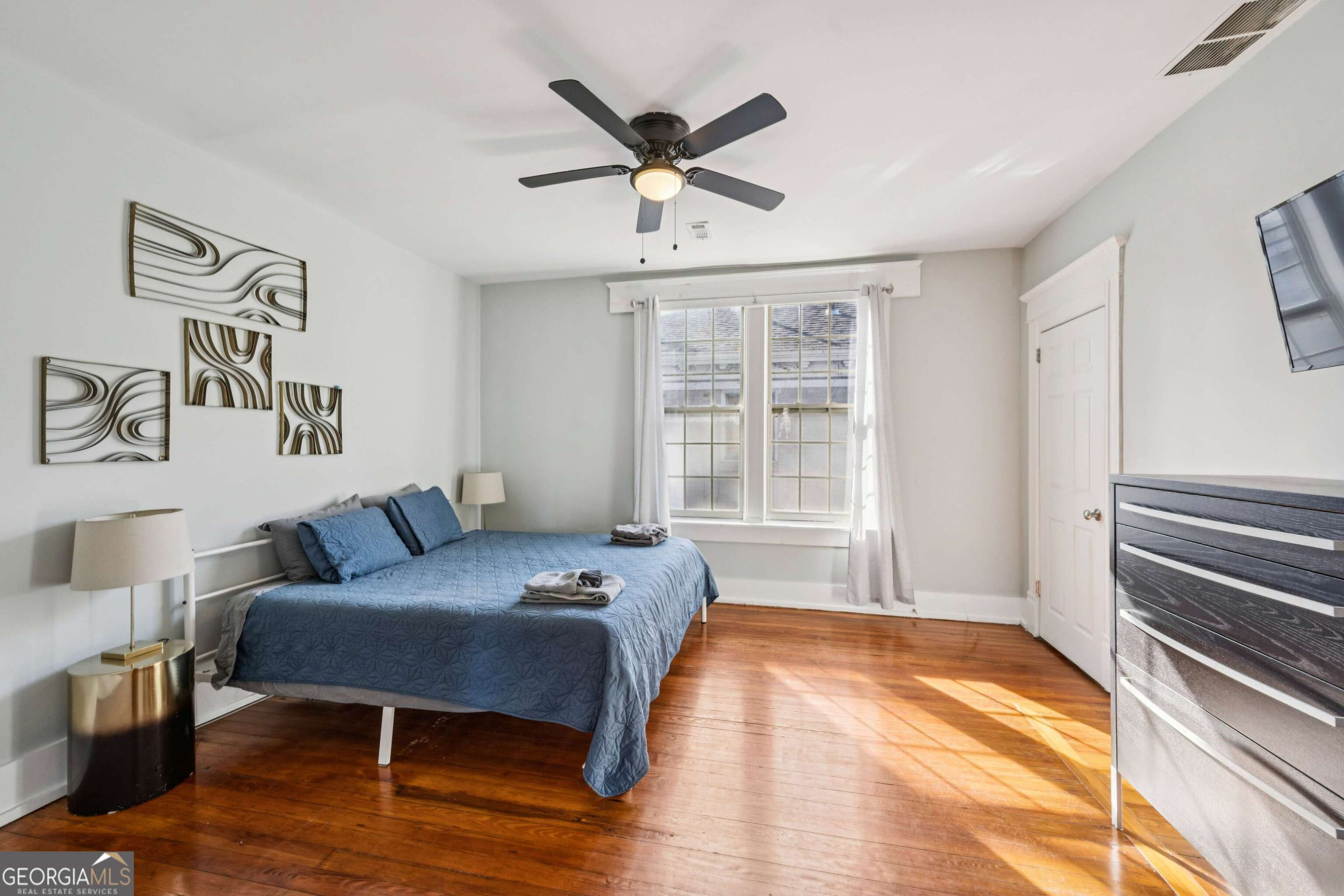 528 Holderness Street SW Atlanta GA 30310