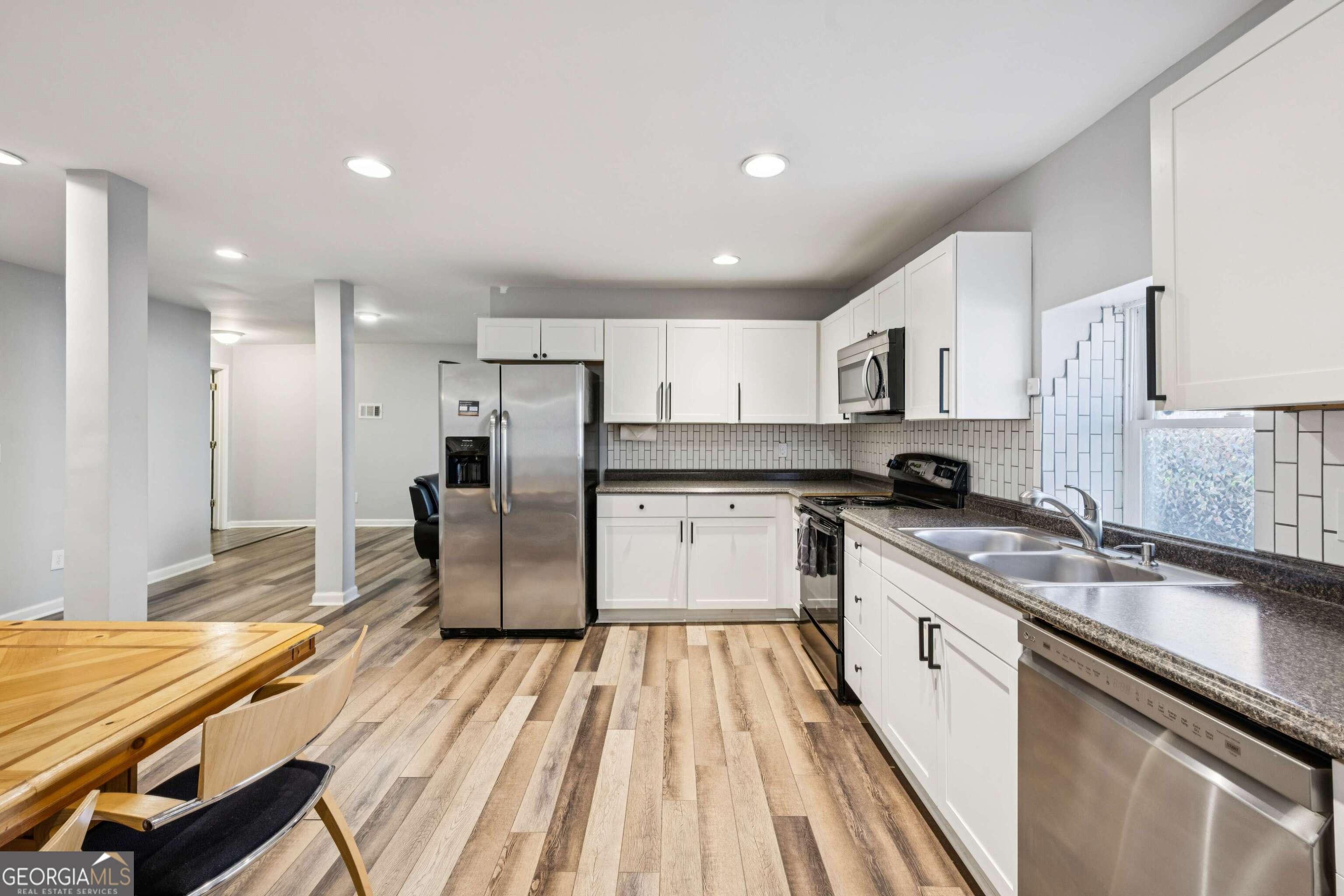 528 Holderness Street SW Atlanta GA 30310