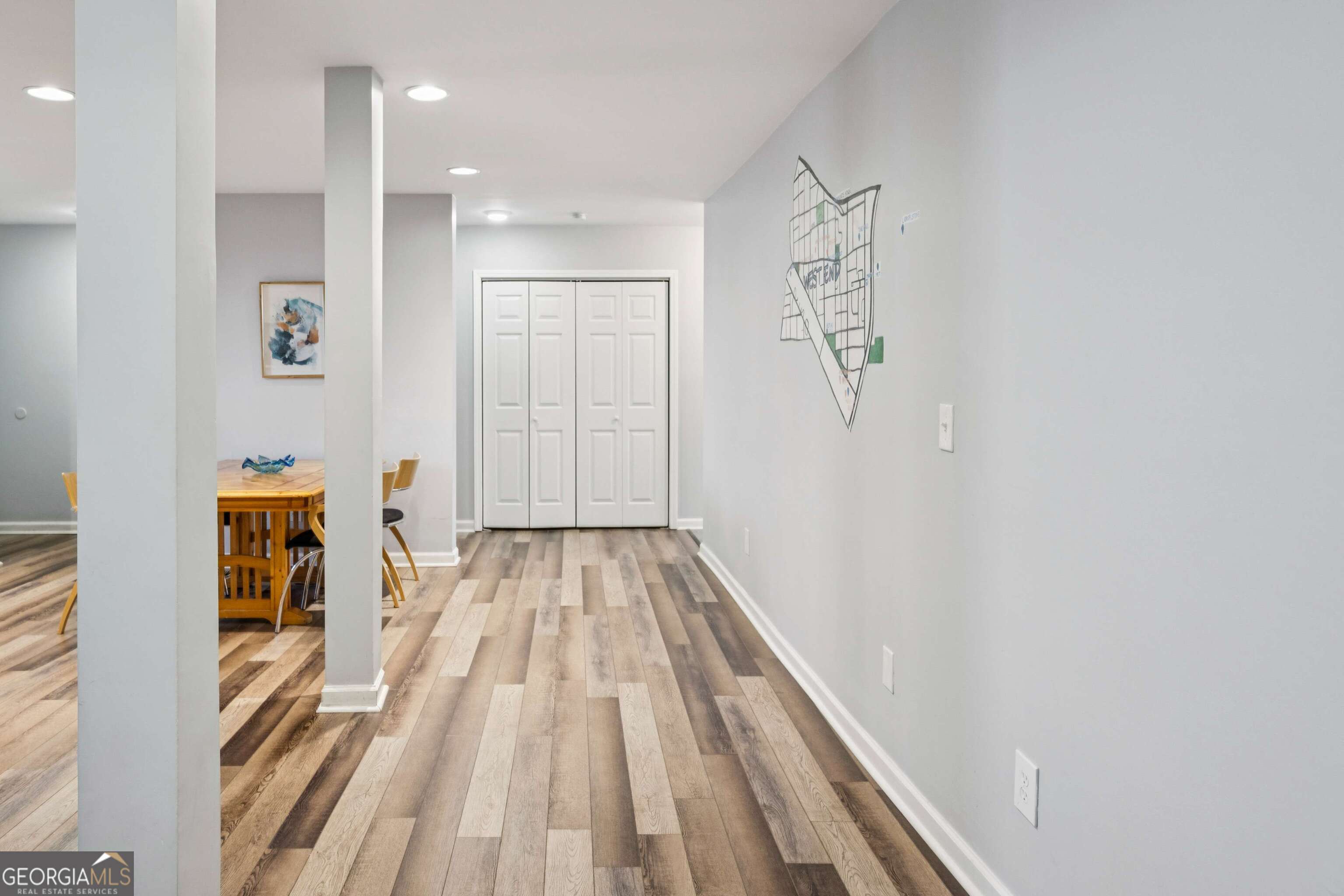 528 Holderness Street SW Atlanta GA 30310