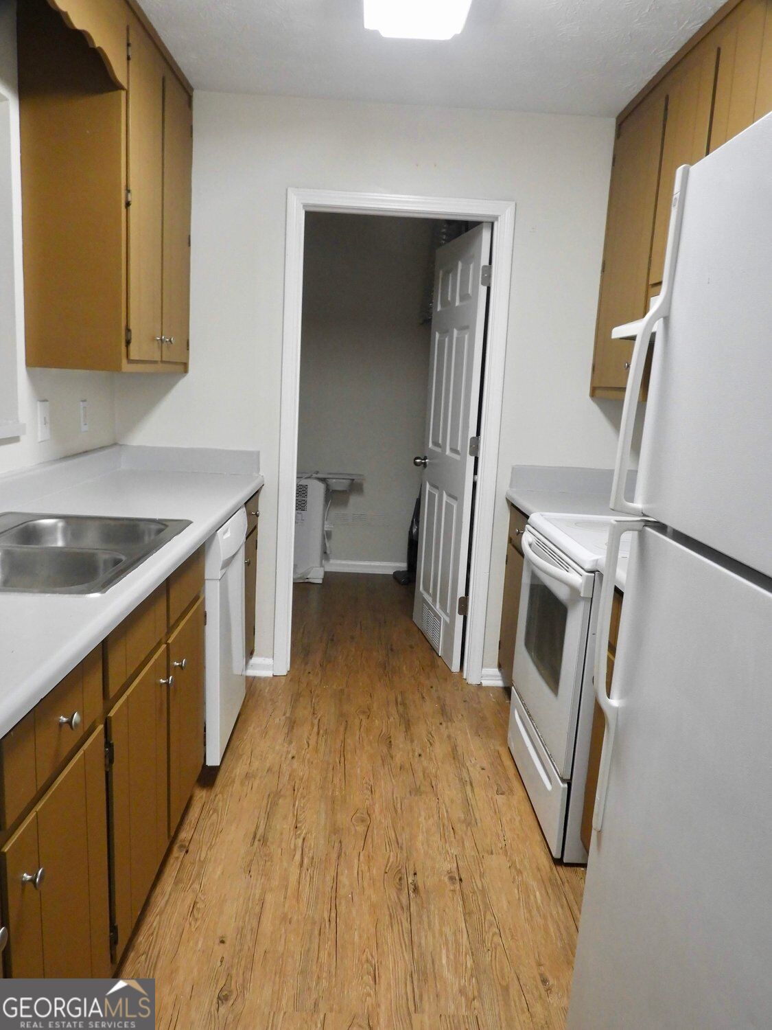 5272 Ridge Forest Drive Stone Mountain GA 30083