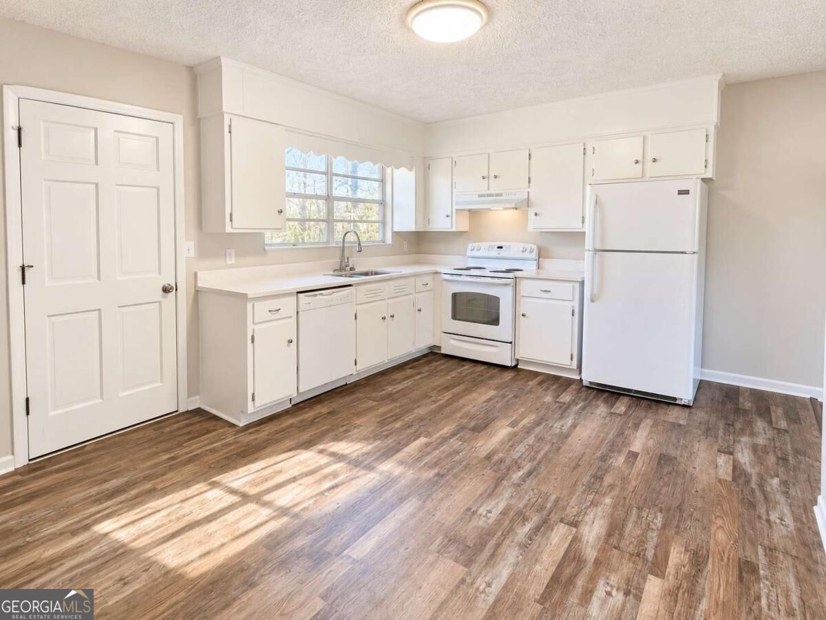 588 Hood Road Talking Rock GA 30175