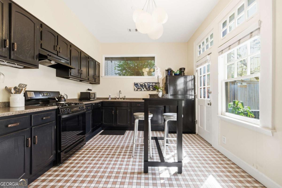 356 5th Street NE Atlanta GA 30308