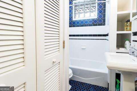356 5th Street NE Atlanta GA 30308
