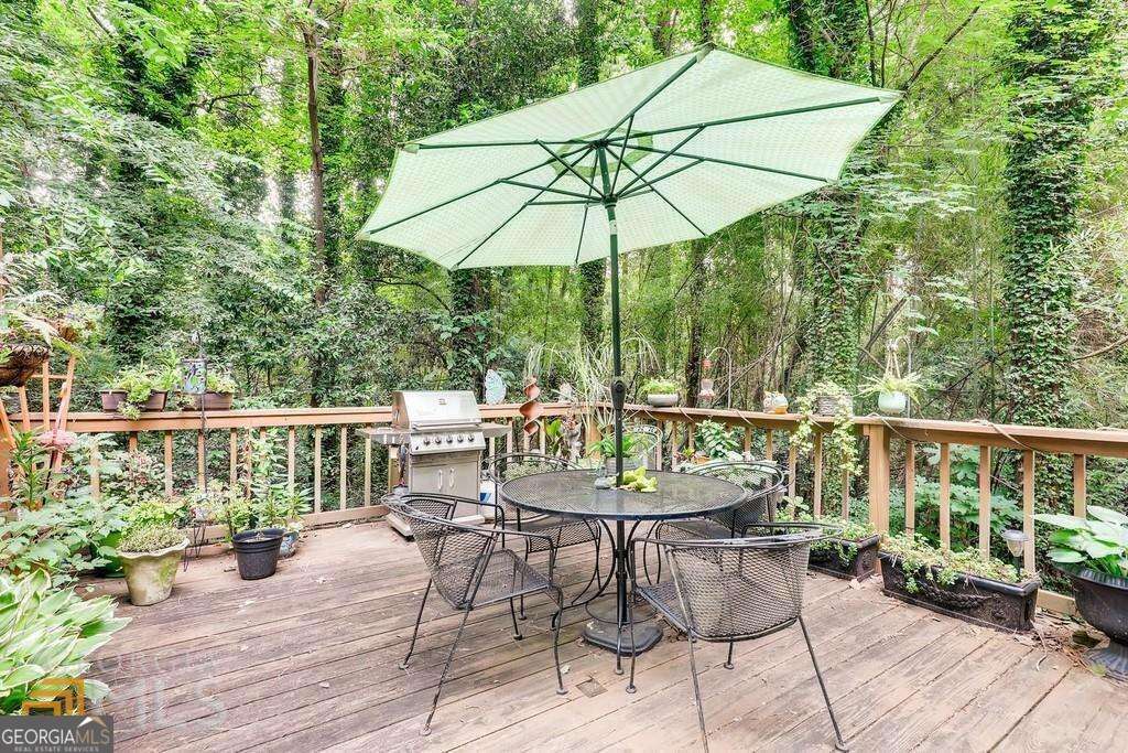 2515 Skyland Trail NE Brookhaven GA 30319