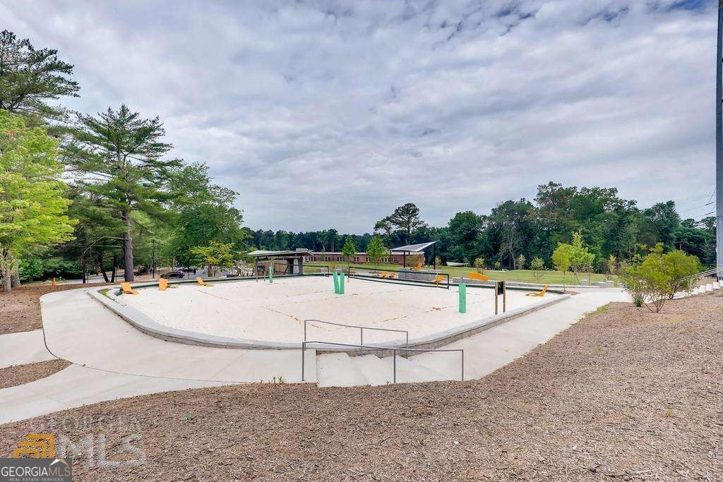 2515 Skyland Trail NE Brookhaven GA 30319
