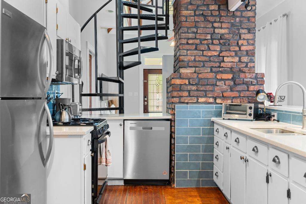 302 Murray Hill Avenue NE Atlanta GA 30317