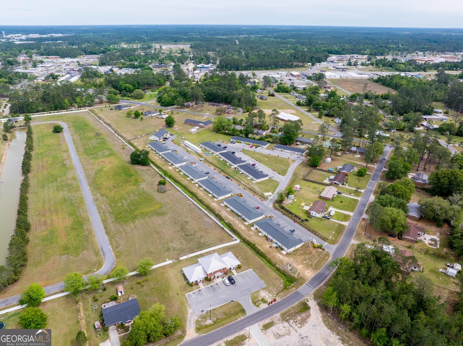 609 Beach Road Baxley GA 31513