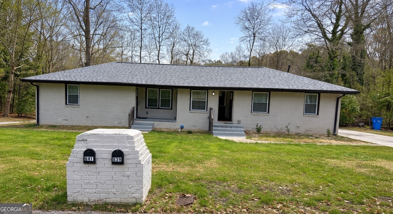 839 Commodore Drive NW Atlanta GA 30318