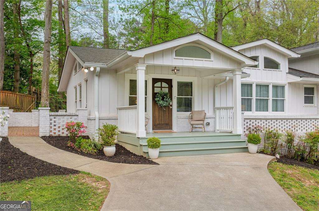 2171 Azalea Circle Decatur GA 30033