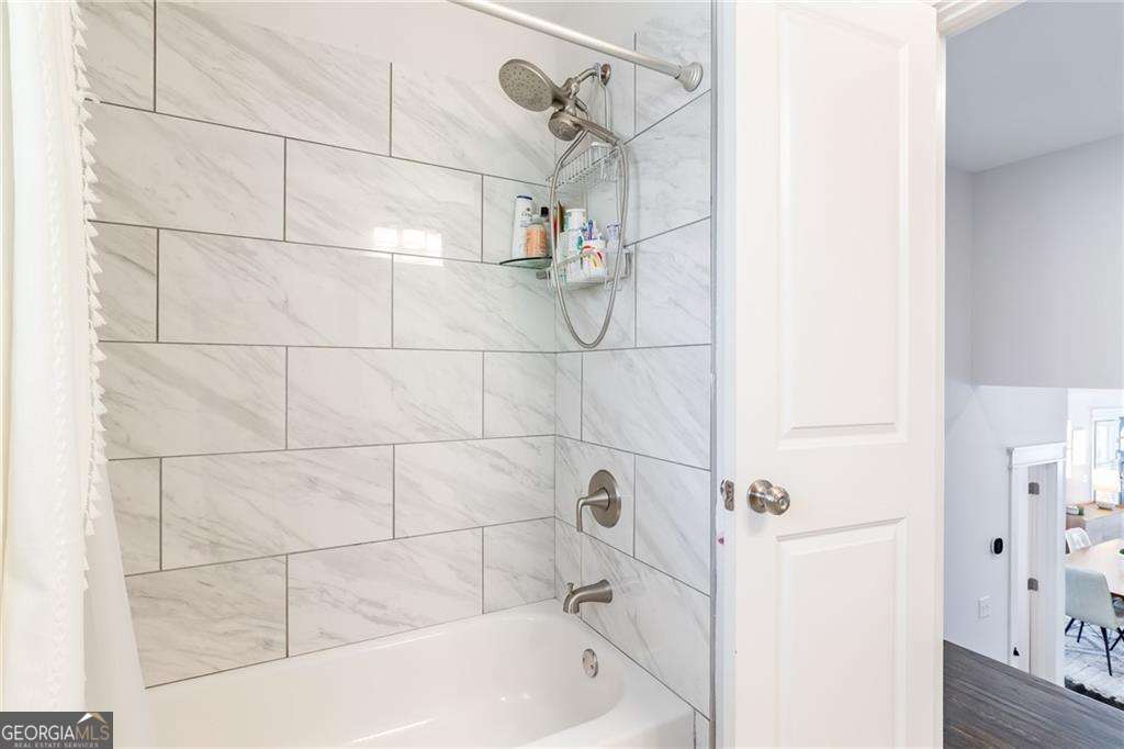 2171 Azalea Circle Decatur GA 30033