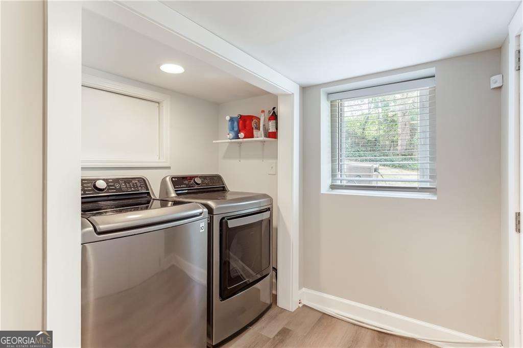 2171 Azalea Circle Decatur GA 30033