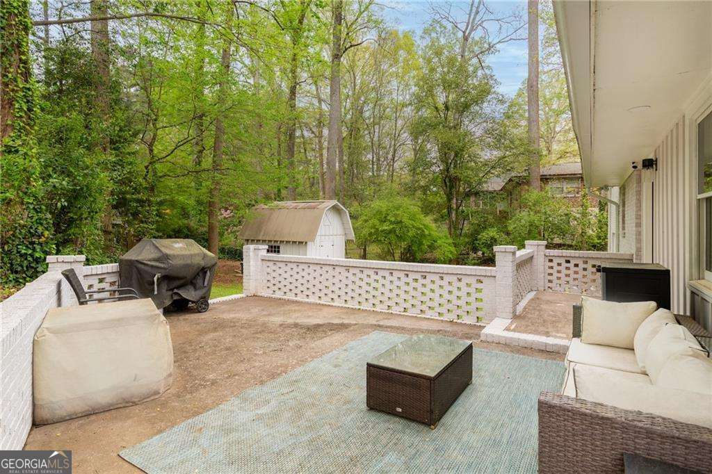 2171 Azalea Circle Decatur GA 30033