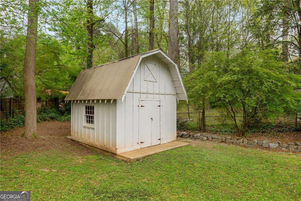 2171 Azalea Circle Decatur GA 30033