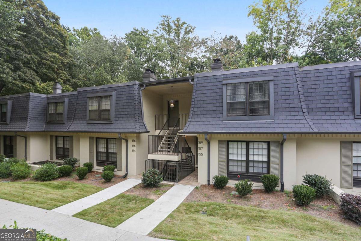 158 Maribeau Square NW Atlanta GA 30327
