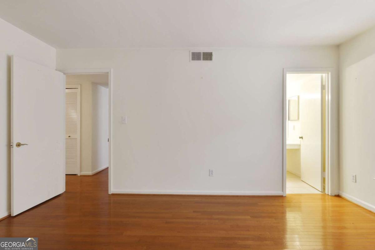158 Maribeau Square NW Atlanta GA 30327