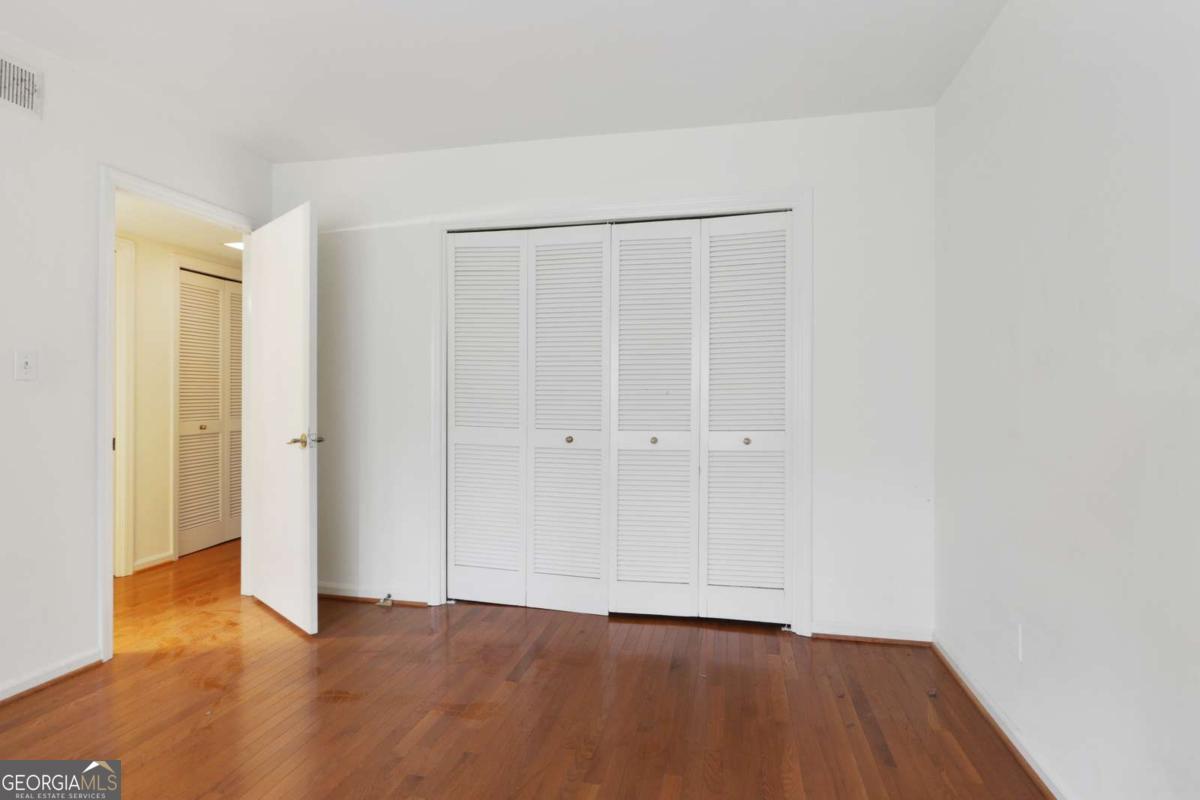 158 Maribeau Square NW Atlanta GA 30327
