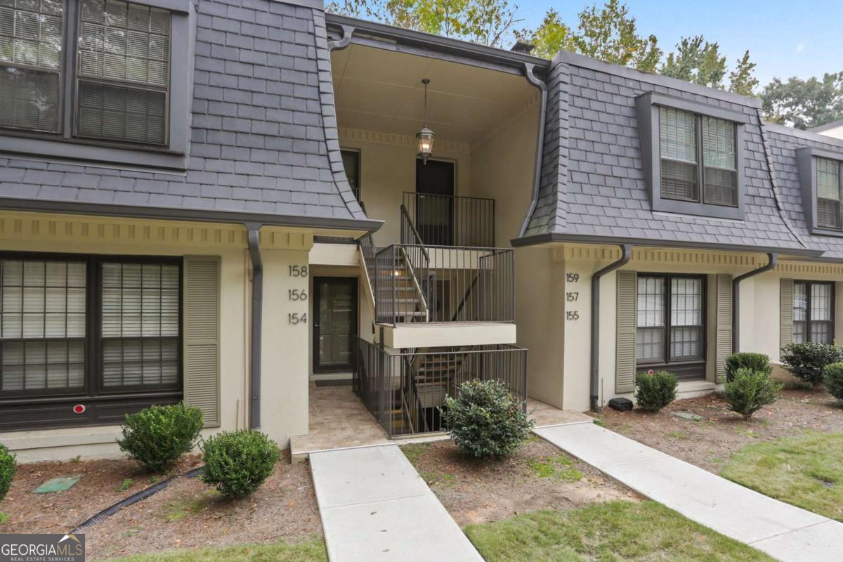 158 Maribeau Square NW Atlanta GA 30327